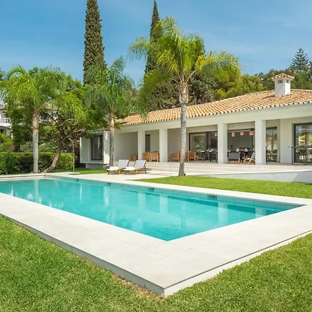 Great House With Private Swimming Pool Near Puerto Banus Apartment